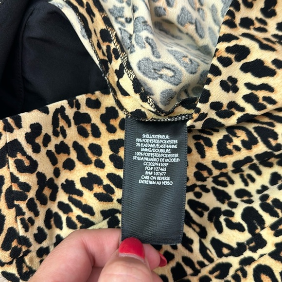 NEW Alice + Olivia Leopard Print High Waist Pants - Picture 8 of 10